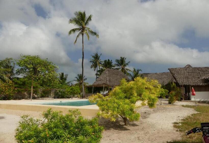 بنجلو عائلى, Malik Villa Matemwe