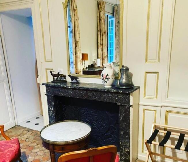 스탠다드 트리플 룸, Au Vieux Château