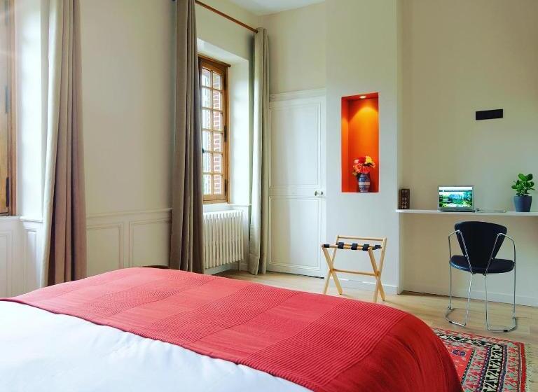 스탠다드 룸, Au Vieux Château