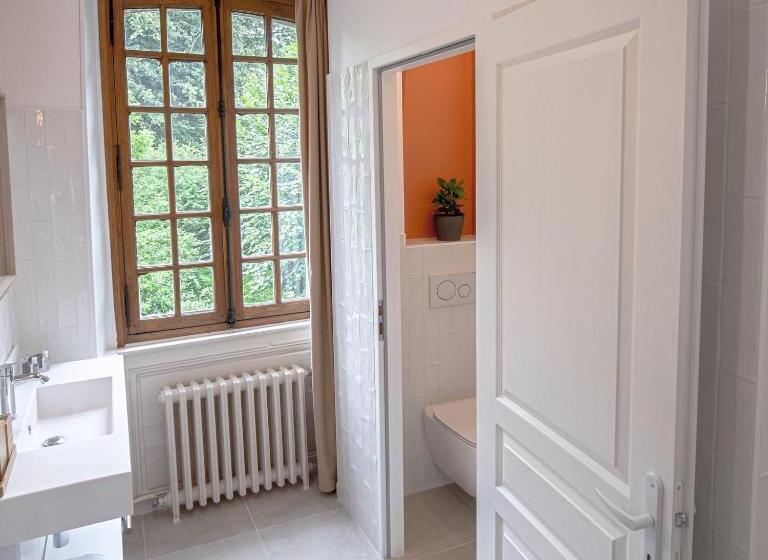 스탠다드 룸, Au Vieux Château