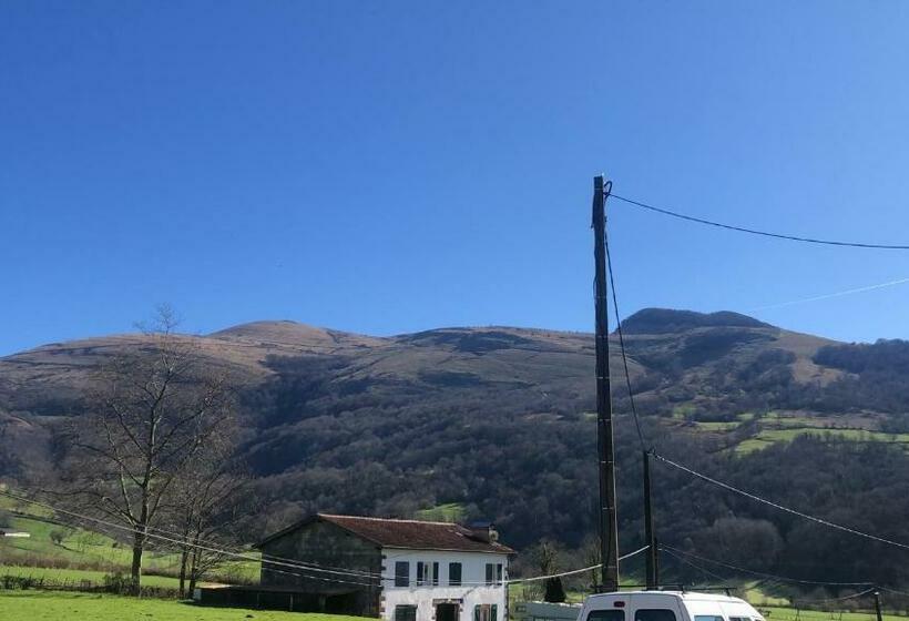 スタンダードルーム, Chambres D Hôtes Etche Iza