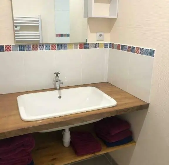 スタンダードルーム, Chambres D Hôtes Etche Iza