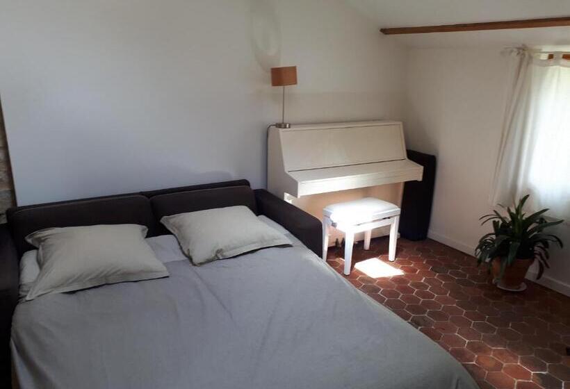 חדר דלוקס, La Grange Des Blins