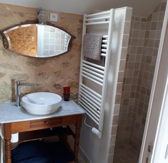 חדר דלוקס, La Grange Des Blins