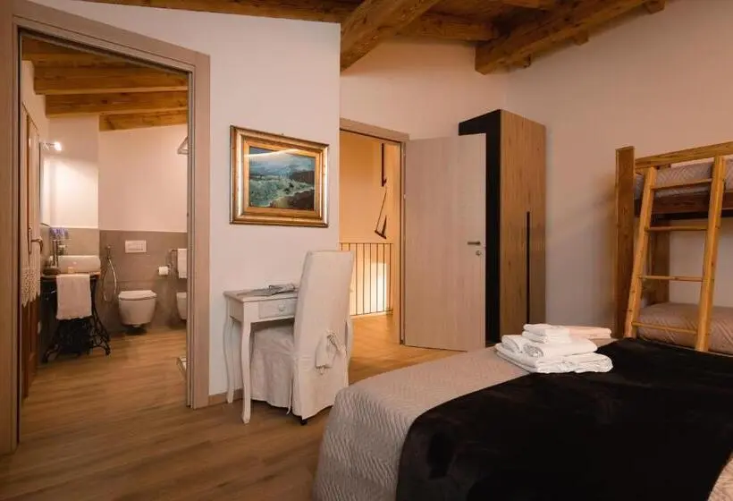 バルコニー付スタンダード4ベッドルーム, Alla Vecchia Contrada B&b