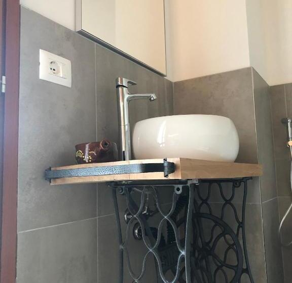 발코니가 있는 4인용 스탠다드 룸, Alla Vecchia Contrada B&b