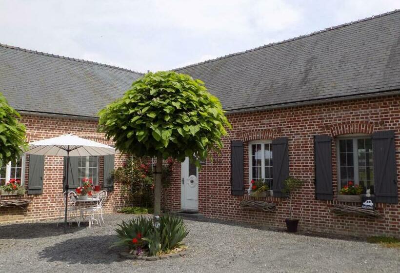 חדר דלוקס, L Ostrale