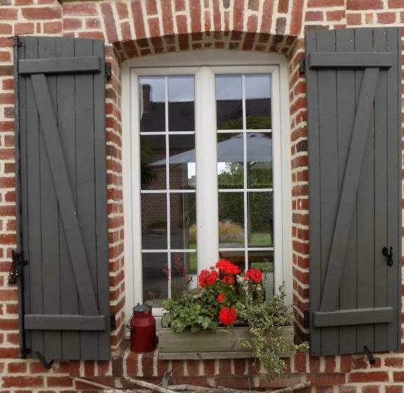 חדר דלוקס, L Ostrale