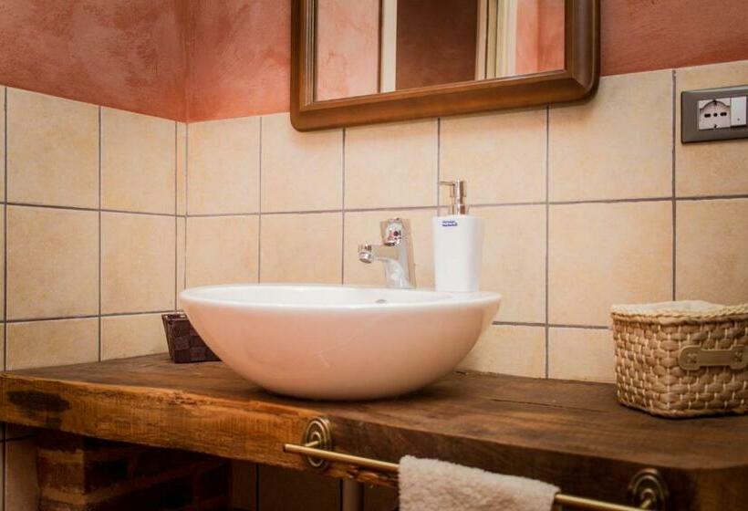 １ベッドルームドゥプレックスアパートメント, Tenuta Isola