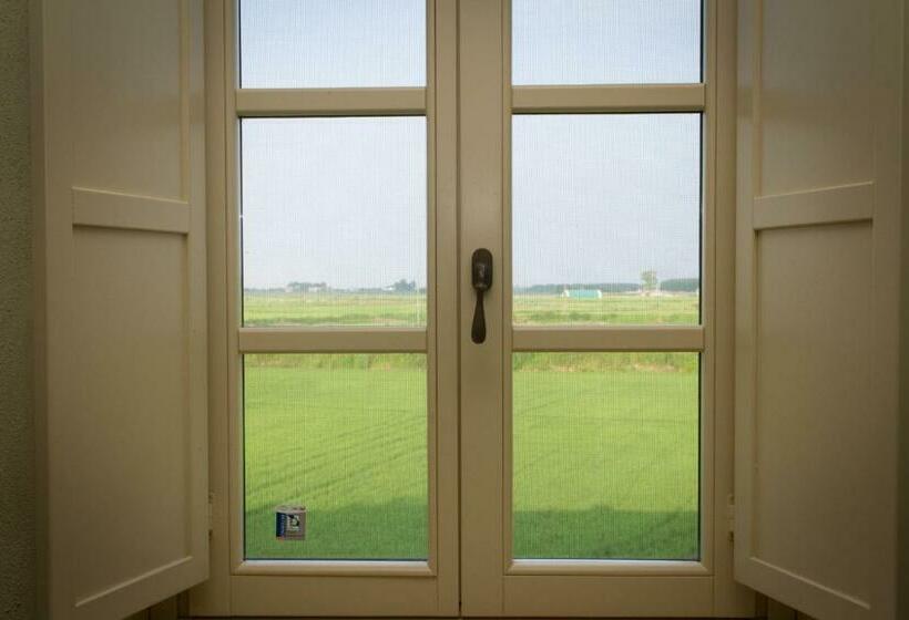 １ベッドルームドゥプレックスアパートメント, Tenuta Isola