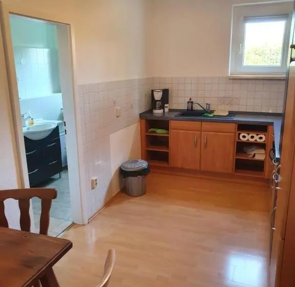 ３ベッドルームアパートメント, Apartmenthaus Am Schlosspark