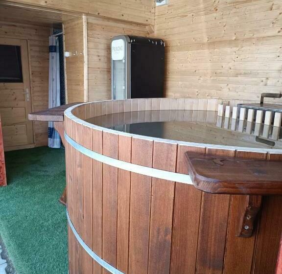 חדר דופלקס, Pensiunea Schilacy