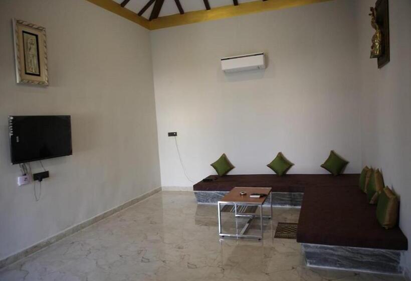 جناح مطلّ علي الحديقة, Club 21 By Sariska Fun City, Alwar