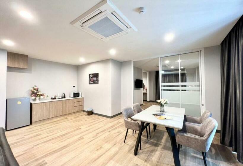 マウンテンビュースイート, S.r.sunshine