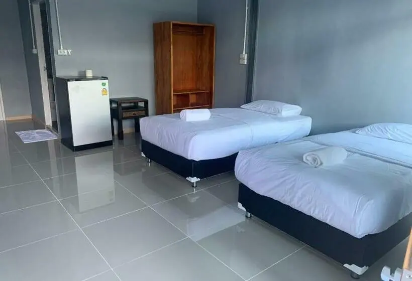 スタンダードルーム, บ้านพิชชา ที่พักใจกลางเมืองปราณบุรี