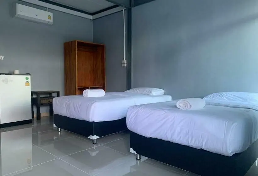 スタンダードルーム, บ้านพิชชา ที่พักใจกลางเมืองปราณบุรี