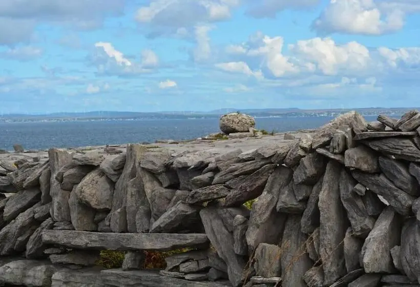 Triple Room Sea View, Into The Burren