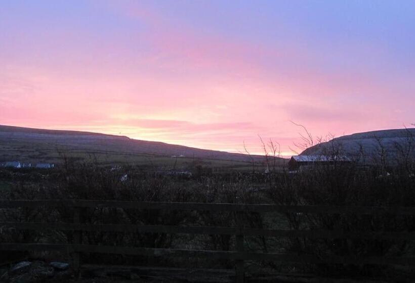 Triple Room Sea View, Into The Burren