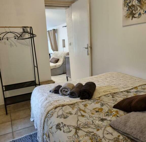 패밀리 스튜디오, Les Rêves D Eden Gite Dans Mas Cévenol  Spa Privatif