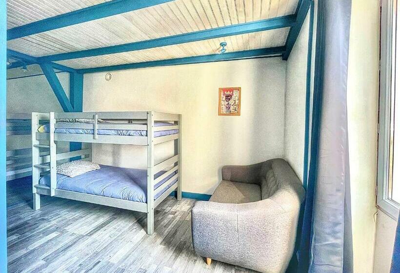 共用房间的床, Ti Kaz Auberge