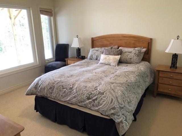 デラックスルーム, The Thoughtful Dog Bed & Breakfast