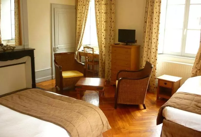 Superior Kolmen Hengen Huone, Appart Hotel Charles Sander