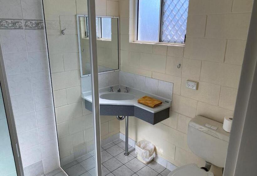 اتاق استاندارد, Central Point Motel