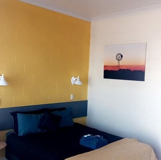 스탠다드 룸, Central Point Motel