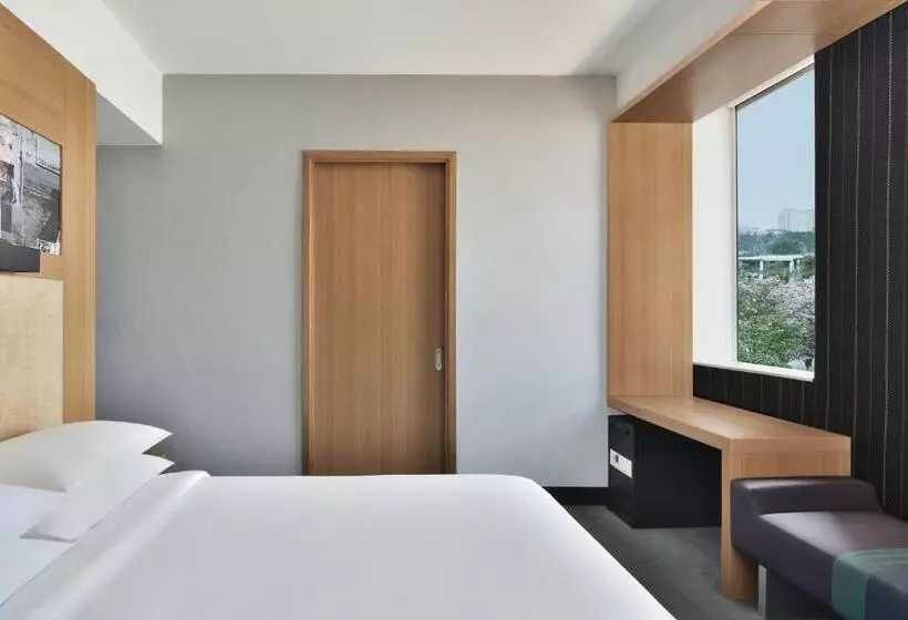 キングサイズベッドのスタンダードルーム, Aloft Bengaluru Outer Ring Road