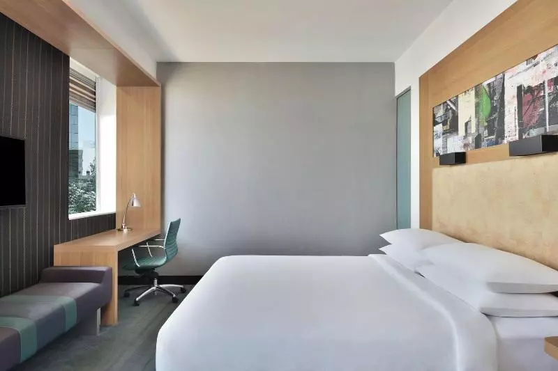 クラブルーム, Aloft Bengaluru Outer Ring Road