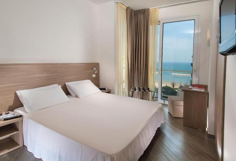 غرفة قياسية مزوَّدة بشُرفة, Atlantic & Spa