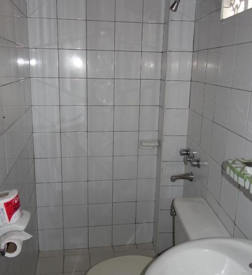 디럭스 룸, Atlantis Dive Resort Puerto Galera