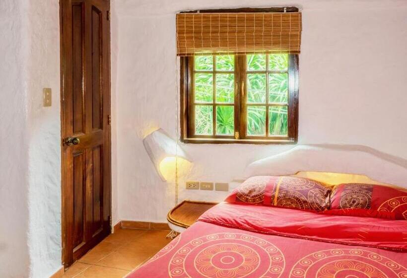 Номер Deluxe, Atlantis Dive Resort Puerto Galera