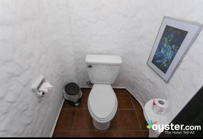 Семейный Номер Вид на Сад, Atlantis Dive Resort Puerto Galera
