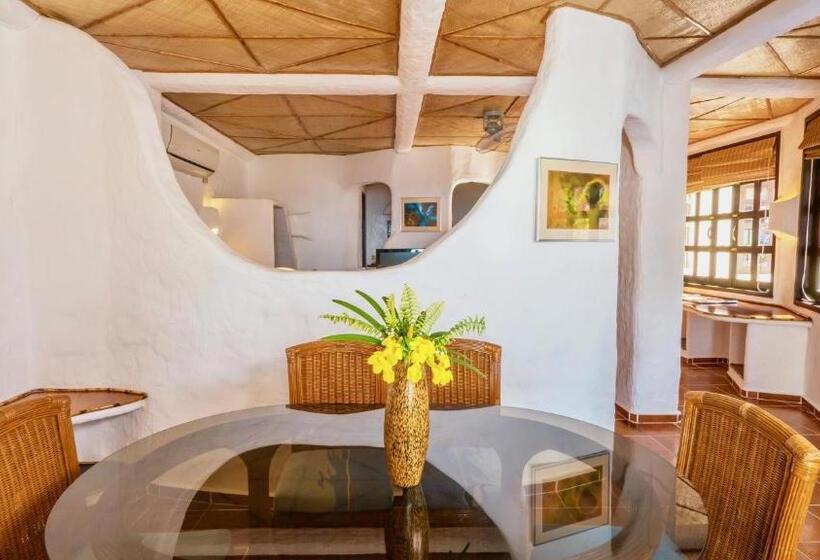 스위트, Atlantis Dive Resort Puerto Galera