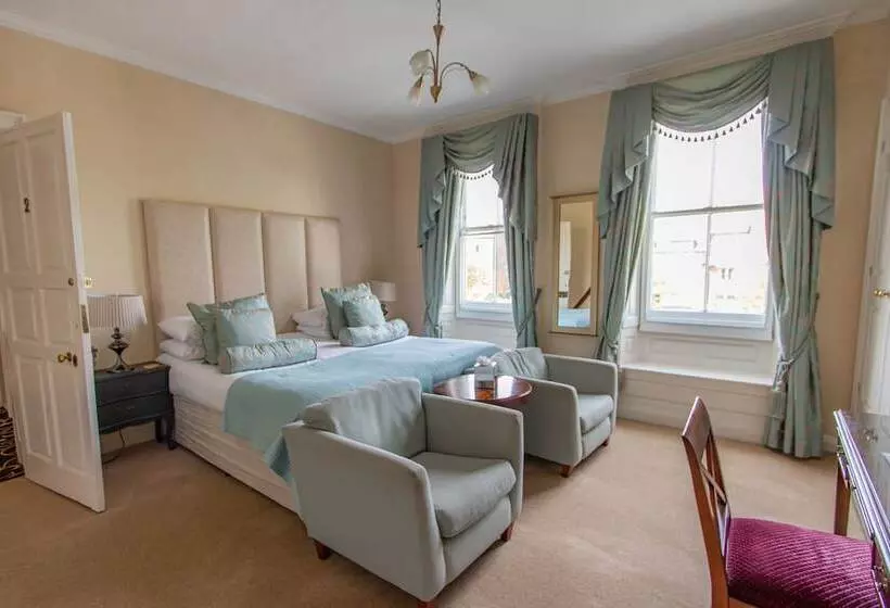 エクゼクティブルーム, Cley Hall