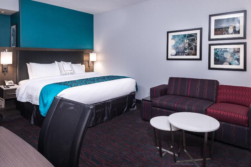 キングサイズベッドのスタンダードルーム, Courtyard By Marriott Wilmington Downtown/historic District