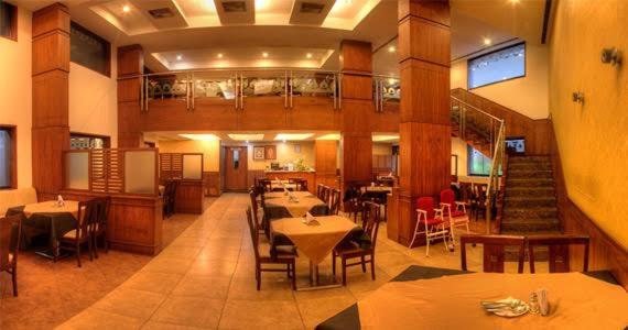 디럭스 룸, Deepa Comforts