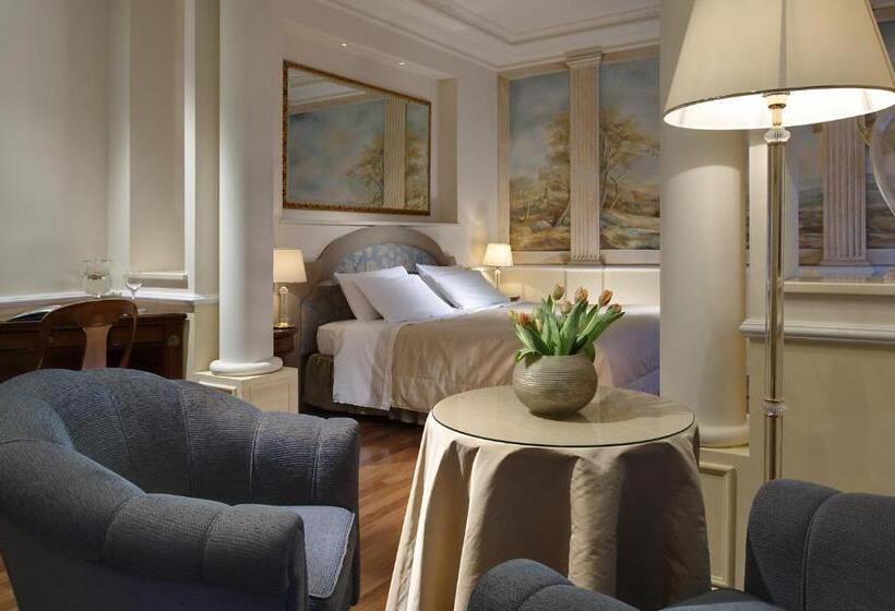 סוויטת ג'וניור עם מרפסת, Terme Europa