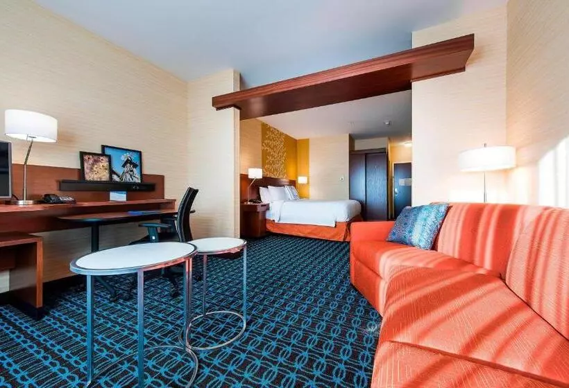 キングサイドベッドのスタンダードワンルーム, Fairfield Inn & Suites By Marriott Leavenworth