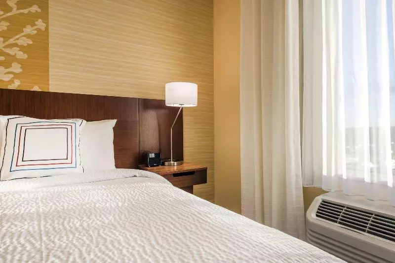 キングサイズベッドのスタンダードルーム, Fairfield Inn & Suites By Marriott Leavenworth
