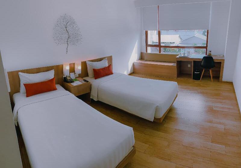 Номер Superior, Grand Zuri Kuta Bali