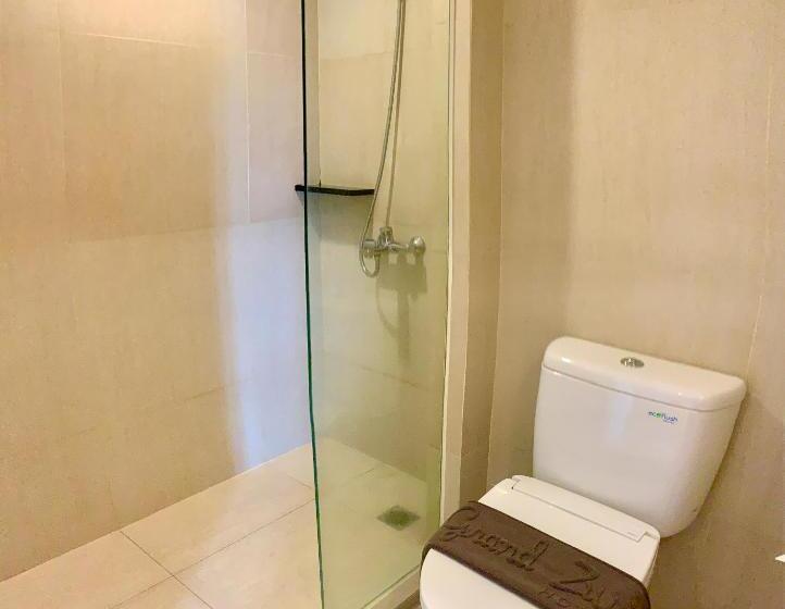 디럭스 룸, Grand Zuri Kuta Bali