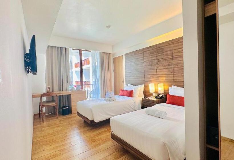 디럭스 룸, Grand Zuri Kuta Bali