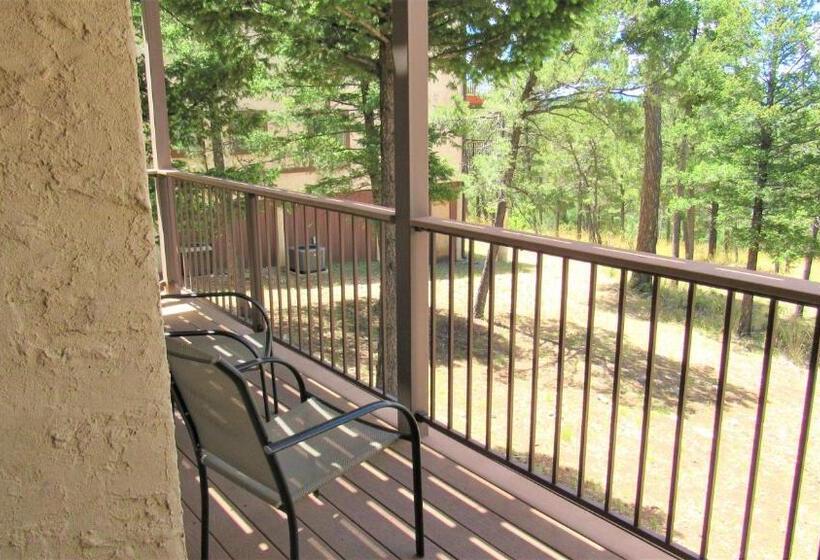 شقة غرفتين, High Sierra Condominiums