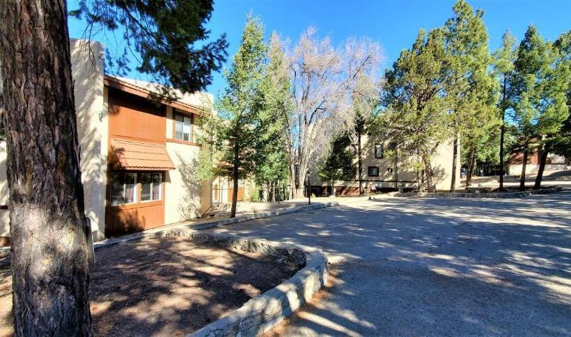 شقة 3 غرف, High Sierra Condominiums