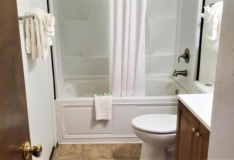 شقة 3 غرف, High Sierra Condominiums