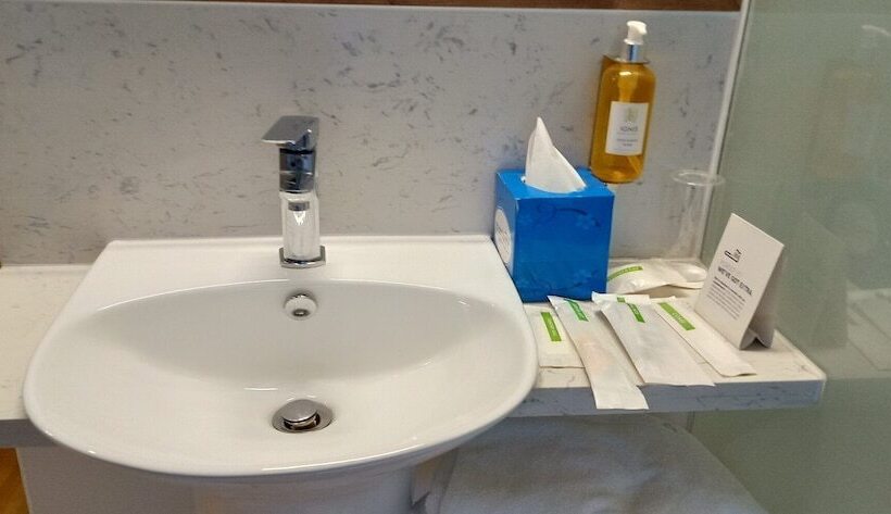 Standard Szoba, Holiday Inn Express Gurugram Sector 50, An Ihg