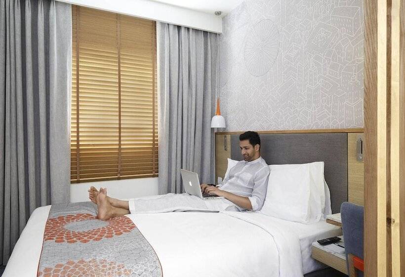 Standart Oda, Holiday Inn Express Gurugram Sector 50, An Ihg