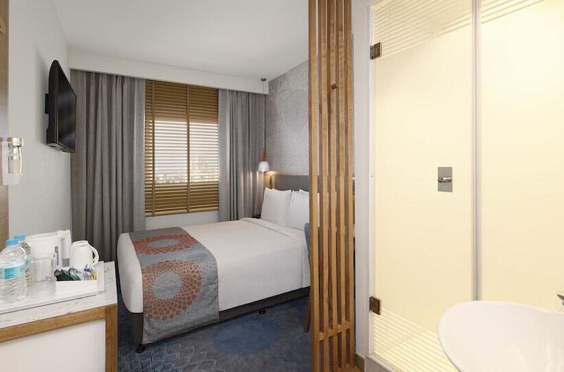 Standard Szoba, Holiday Inn Express Gurugram Sector 50, An Ihg